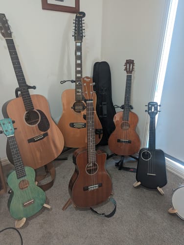Customer photo review of UBASS-SCOUT-FL Scout Fretless Acoustic-Electric U•BASS