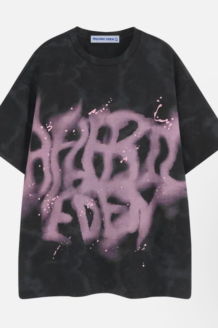 Customer photo review of Aelfric Eden Washed Abstract Graphic Tee