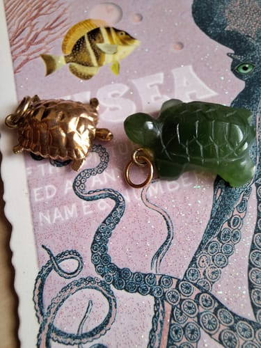 Customer photo review of The Golden Oceanic Turtle (9ct 375 Gold 1976)