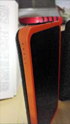 Customer photo review of SolaBank Fold Wireless Charging Powerbank 10000mAh