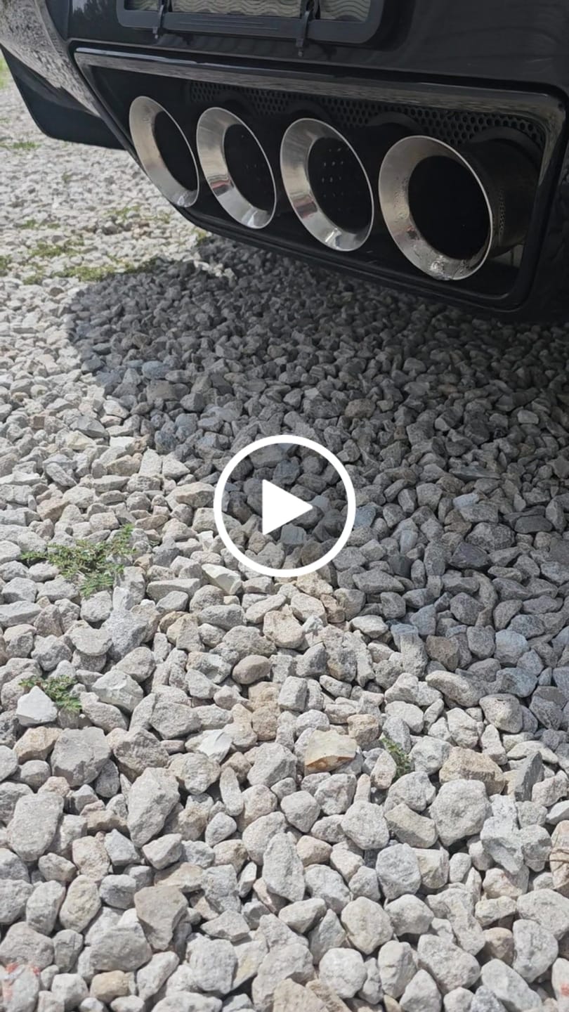 Customer video review of Corvette C7 3" 6.2L V8 3" Connection Performance X-Pipe