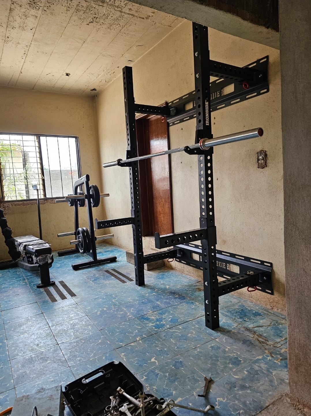 Customer photo review of Rack Plegable de Pared Wall Mount IRONSIDE