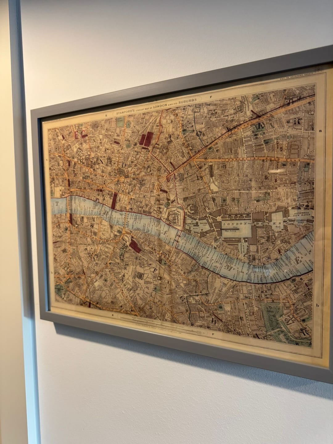 Customer photo review of Old Colour Map of City of London, 1891 - London Bridge, St Pauls, Liverpool St, Bank, Finsbury, Southwark - EC1 EC2 EC3 EC4 E1 SE1