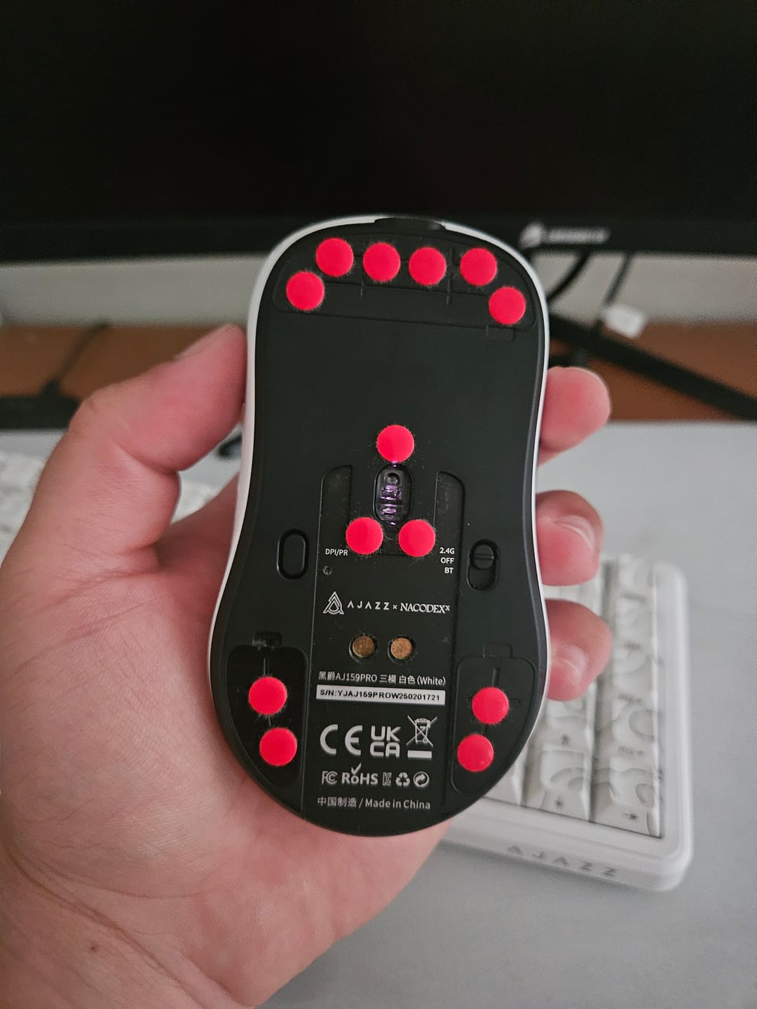 Customer photo review of X-Raypad Obsidian Mouse Skates