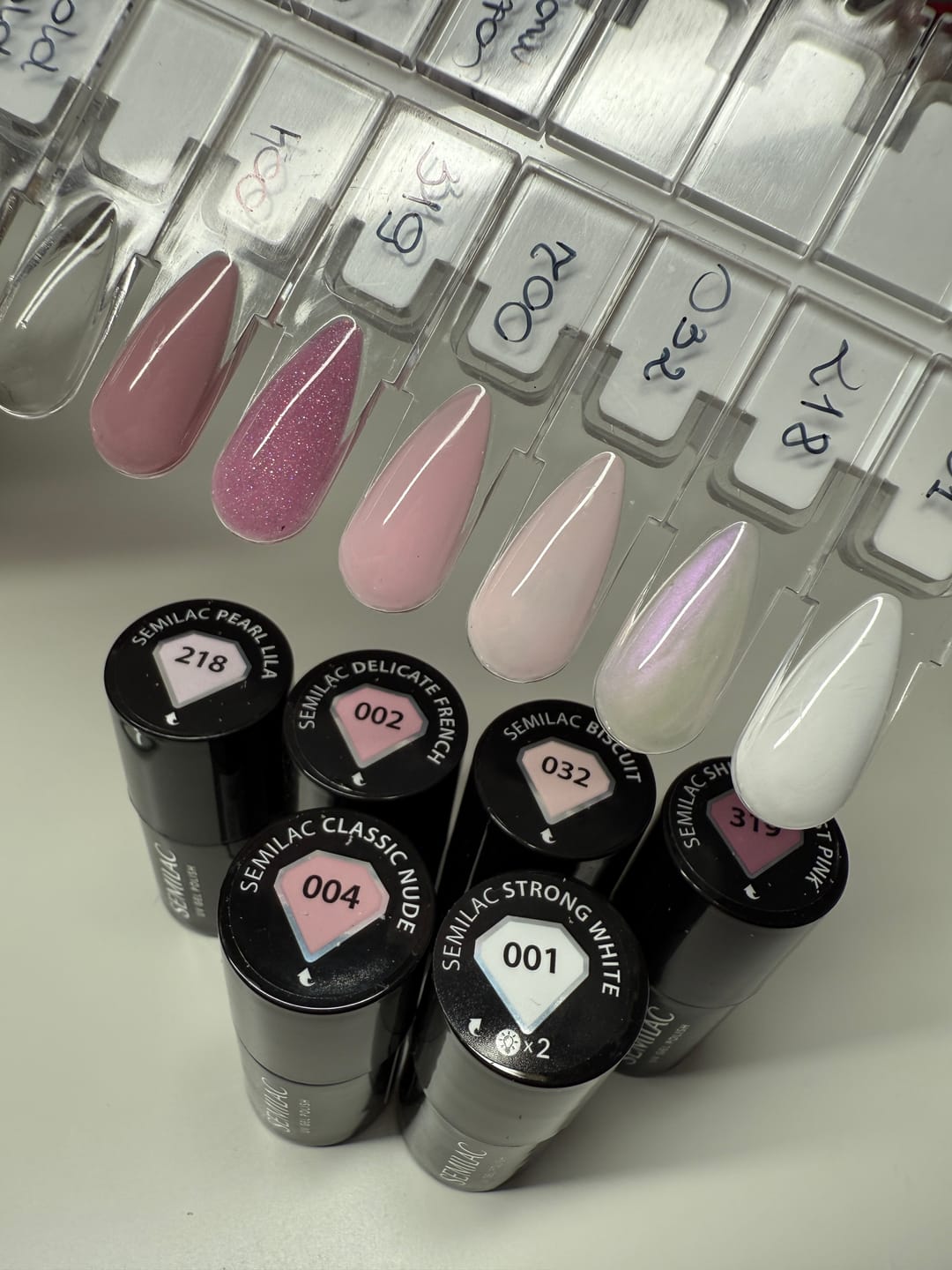 Customer photo review of Semilac UV Gel Polish Starter Set LOVE ME