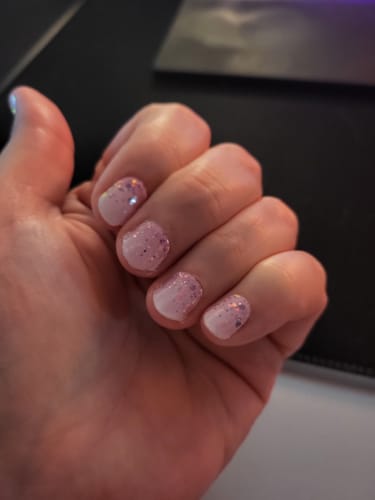 Daniela S. review of UV Gel: Babyboomer Princess image 1 out of 1