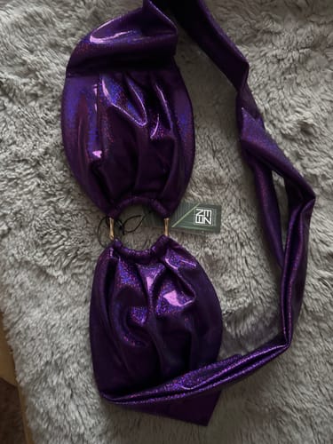 Customer photo review of FRIDA TOP - GLITTER GRAPE
