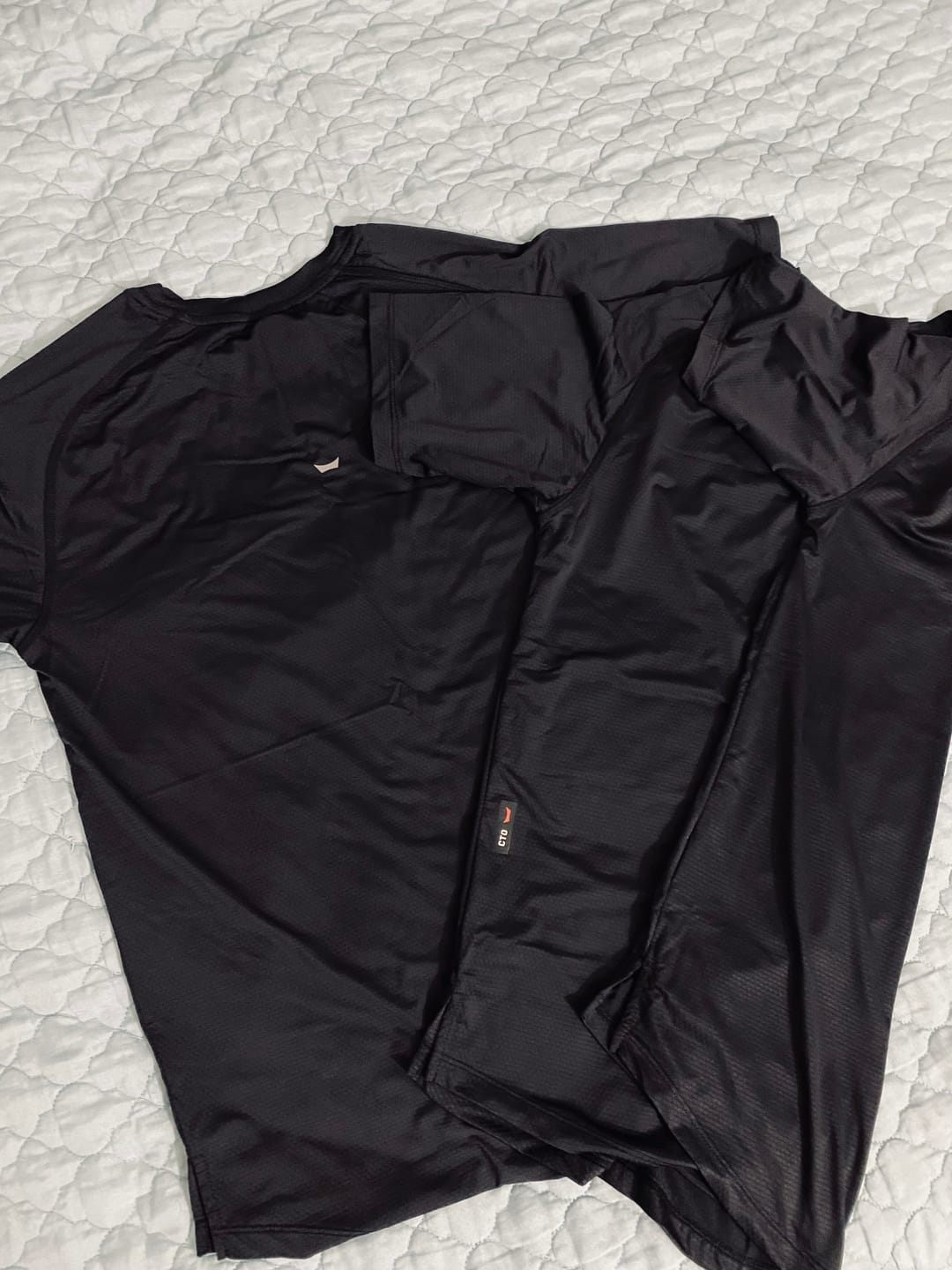 Customer photo review of Artial Performance Tee - Black