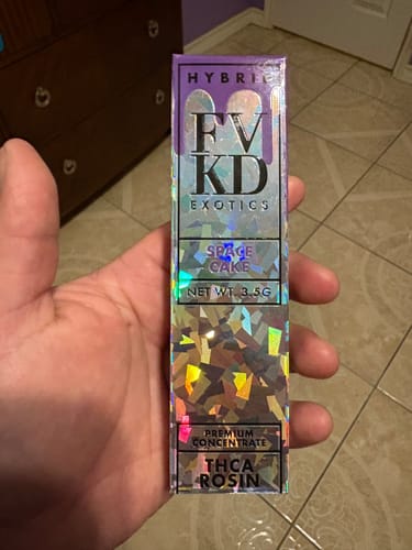 Customer photo review of FVKD EXOTICS THCA ROSIN DISPOSABLE | 3.5G