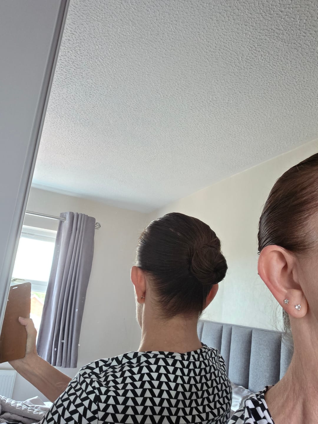 Customer photo review of Stranded Curly Hair Messy Bun Scrunchie - Colour #4/27 Coral Bells