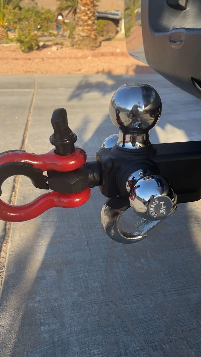 Customer photo review of TYT Tri-Ball Mount with  Shackle and Tow Hook
