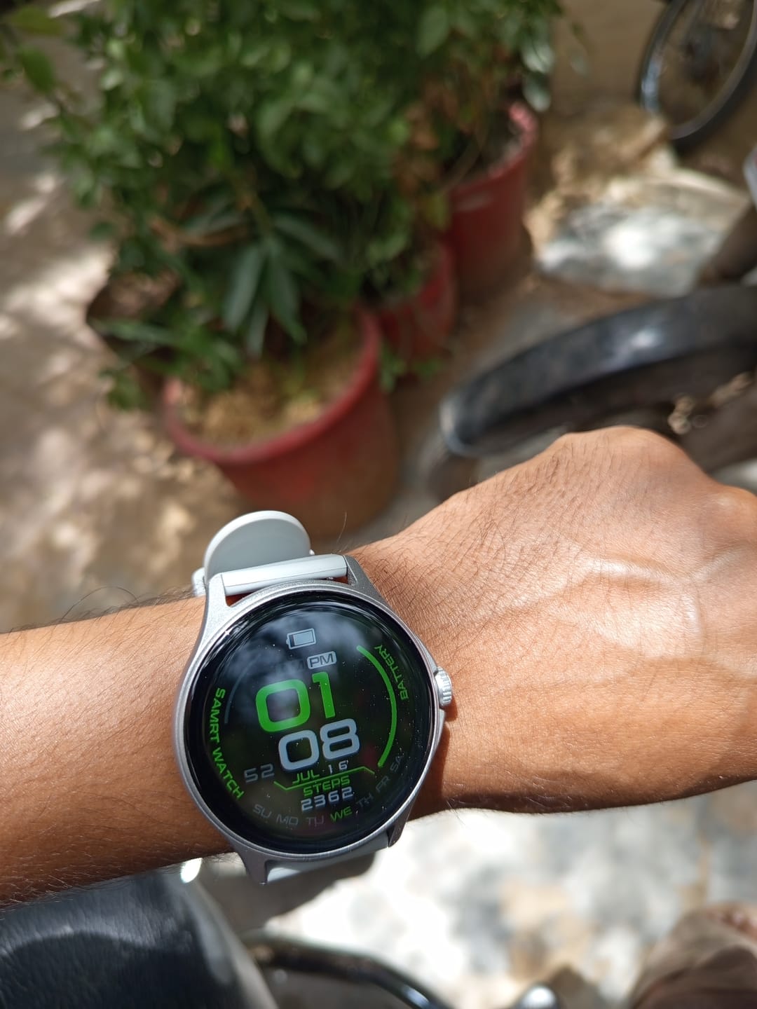 Customer photo review of Horizonx Smartwatch