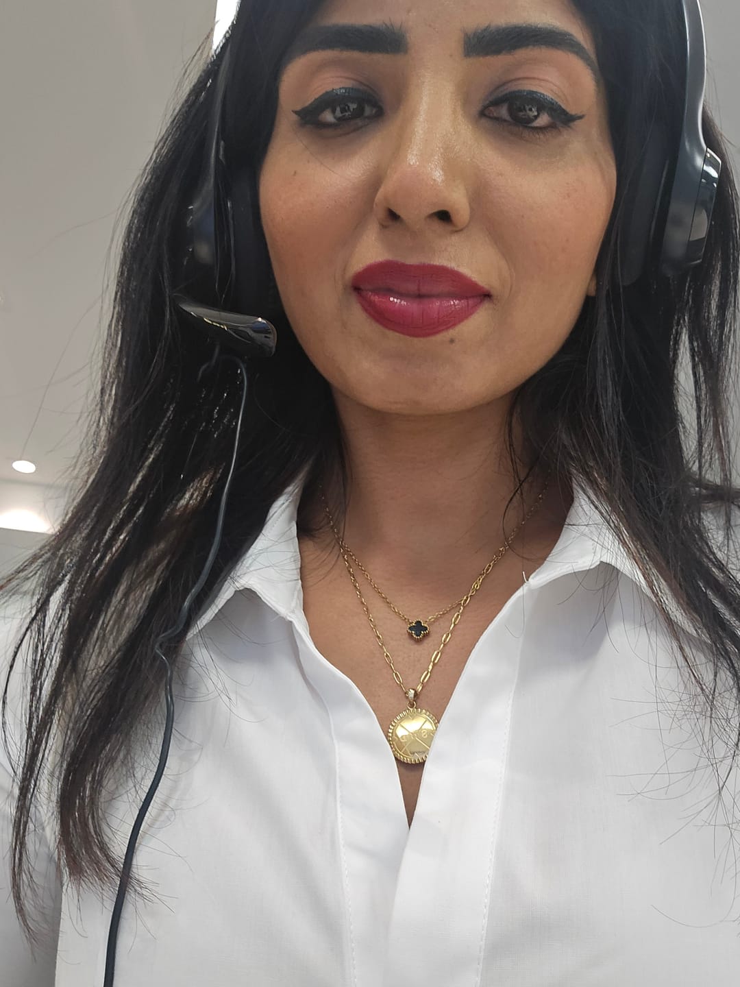 Customer photo review of Essentials Snake Chain Necklace