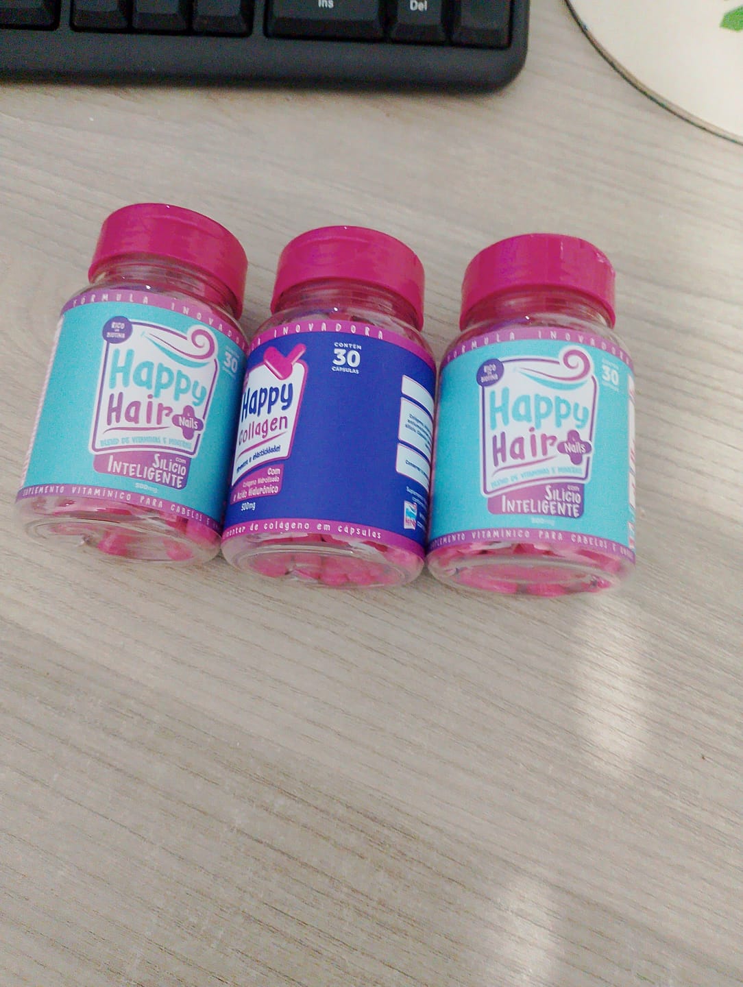 Customer photo review of 1 Pote Happy Hair + 1 Pote Happy Hair Grátis (Total: 2 Potes)