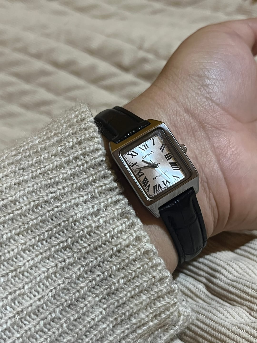Customer photo review of Reloj Casio Tank Análogo LTP-V007L-7B1UDF Cuero Dial Plateado