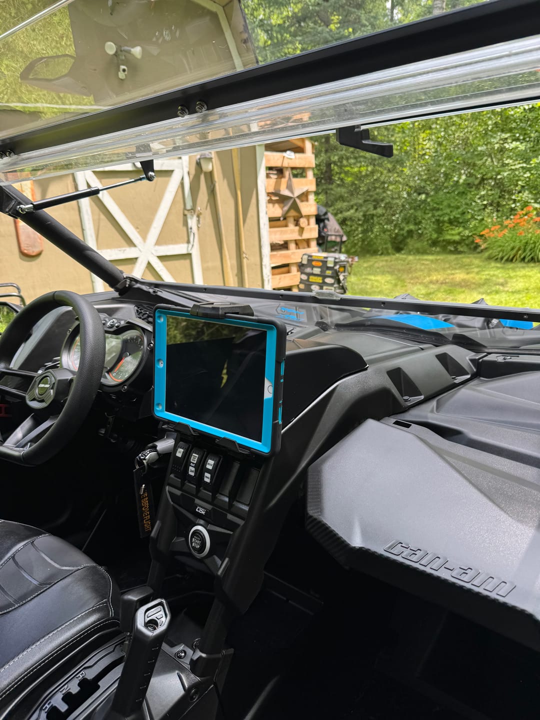 Customer photo review of Tablet Holder With Storage Box for Can Am Maverick X3/Max