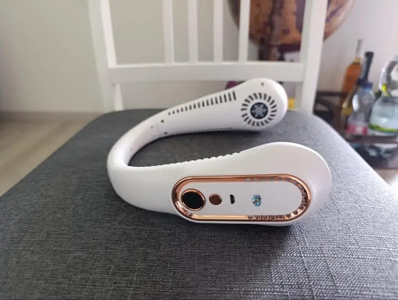 Customer photo review of Portable Neck Fan