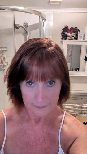 Customer photo review of Instant Dye Shampoo