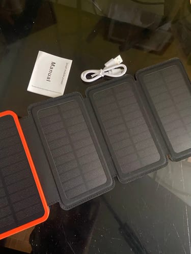 Customer photo review of SolaBank Fold Wireless Charging Powerbank 10000mAh