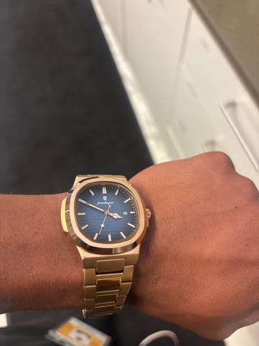 Customer photo review of Lucky Fours® Wraith