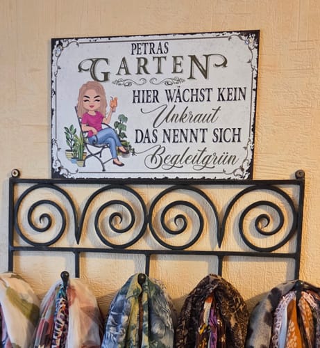 Customer photo review of Personalisiertes Gartenschild mit Namen Anpassbar