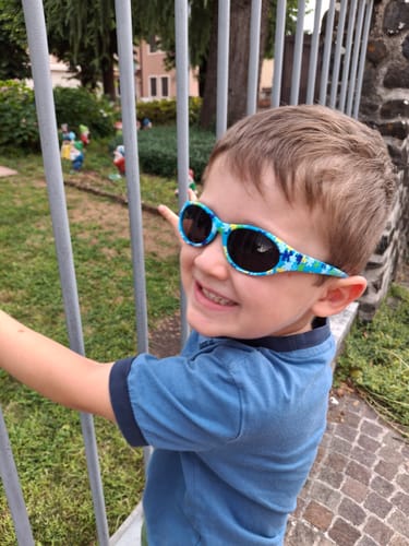 Customer photo review of Puzzle - Kids Sunglasses from 2 years