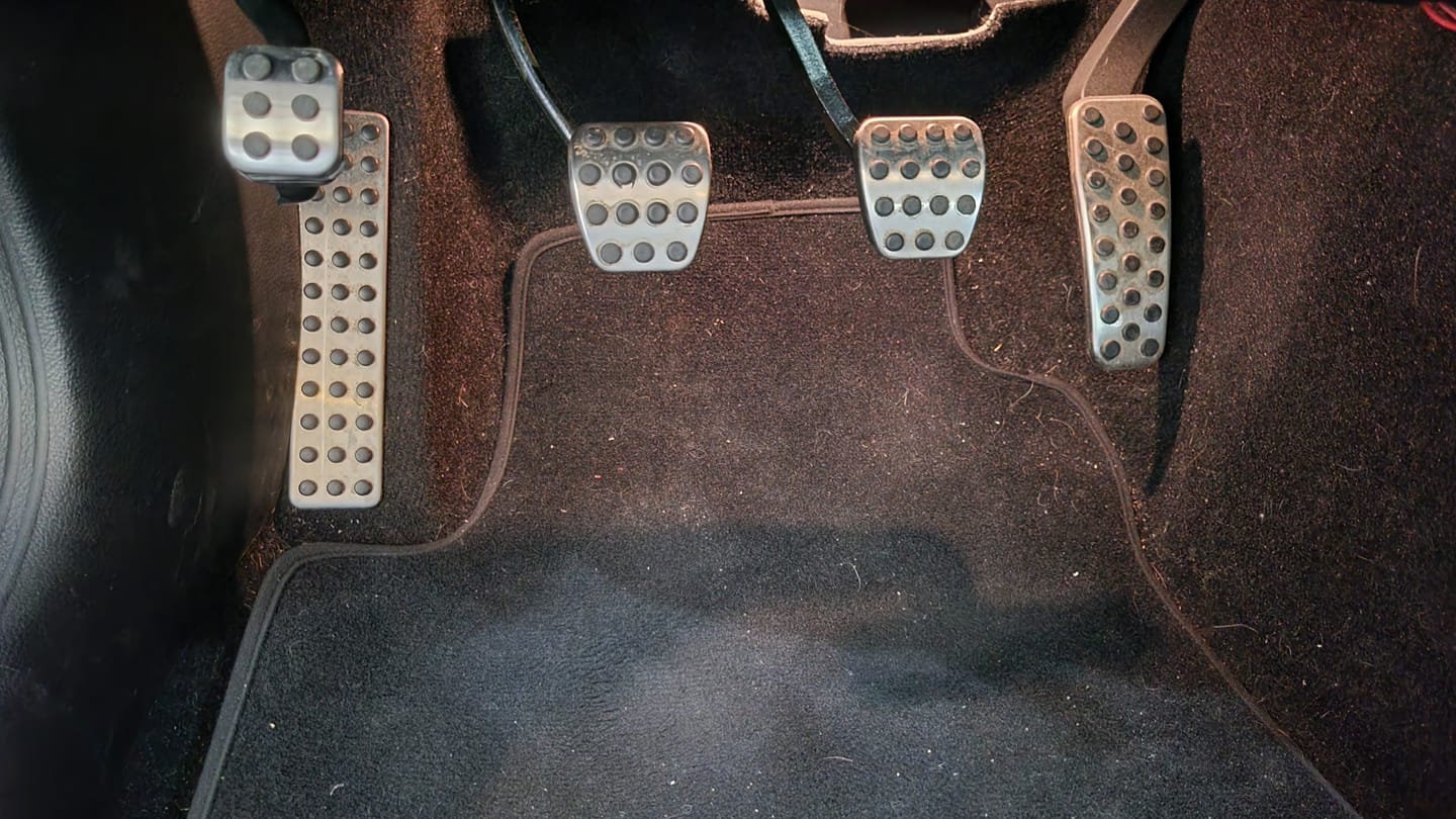Customer photo review of Speedlogix Parking Brake Cover 2005-2023 Challenger/Charger
