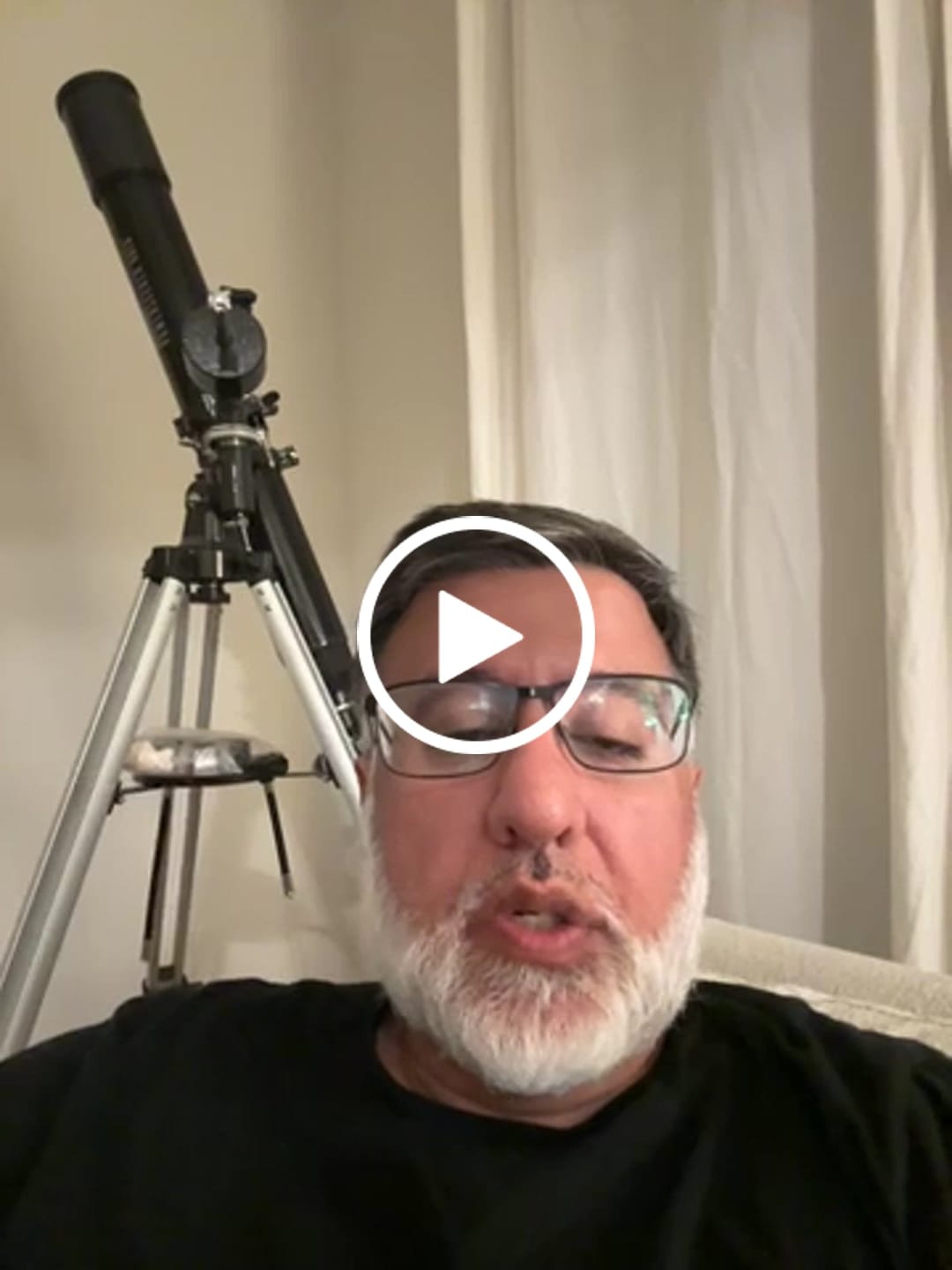 Customer video review of Sakoon Gummies Bundle Gift Set