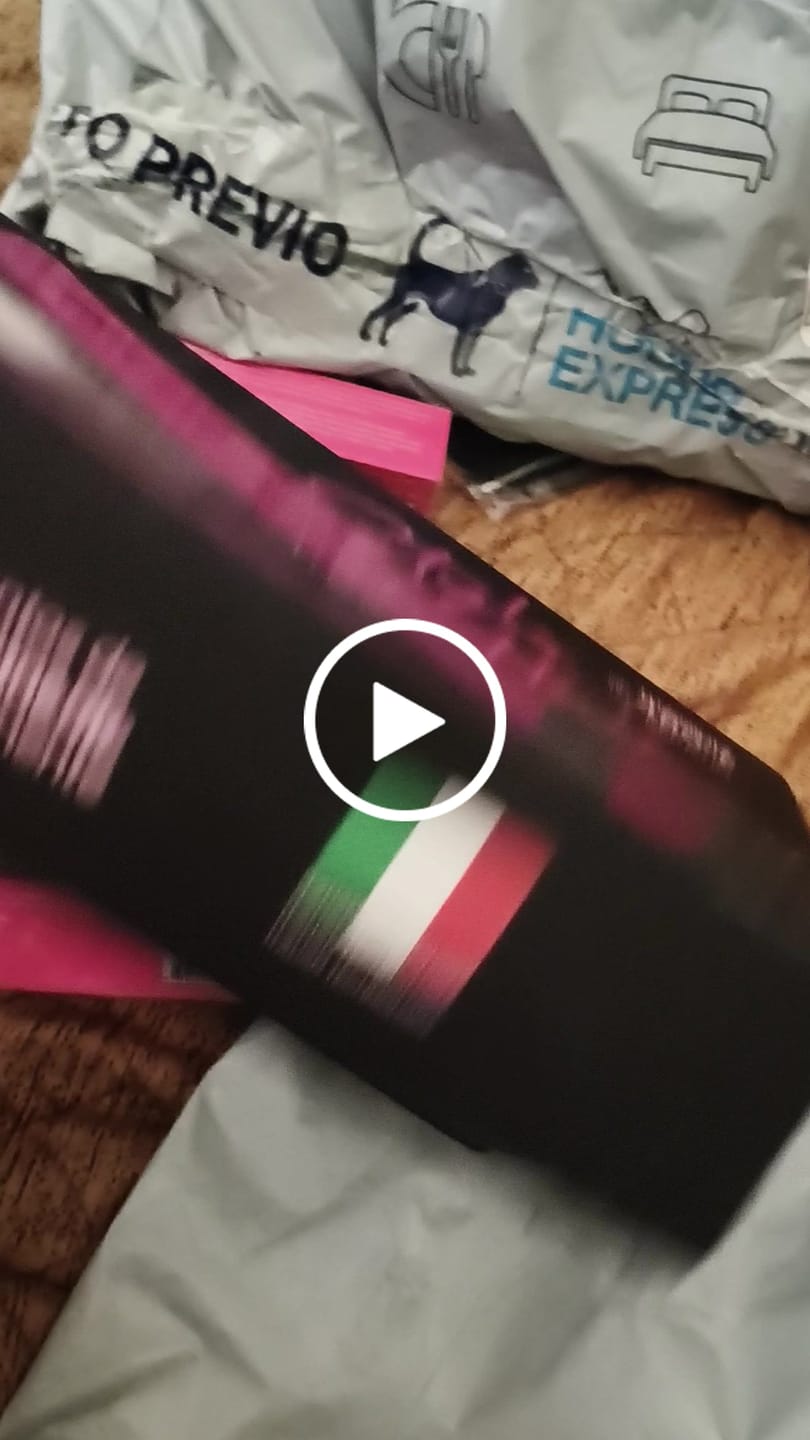 Customer video review of Plancha Profesional Titanium con Tecnología Italiana Diana Fletes