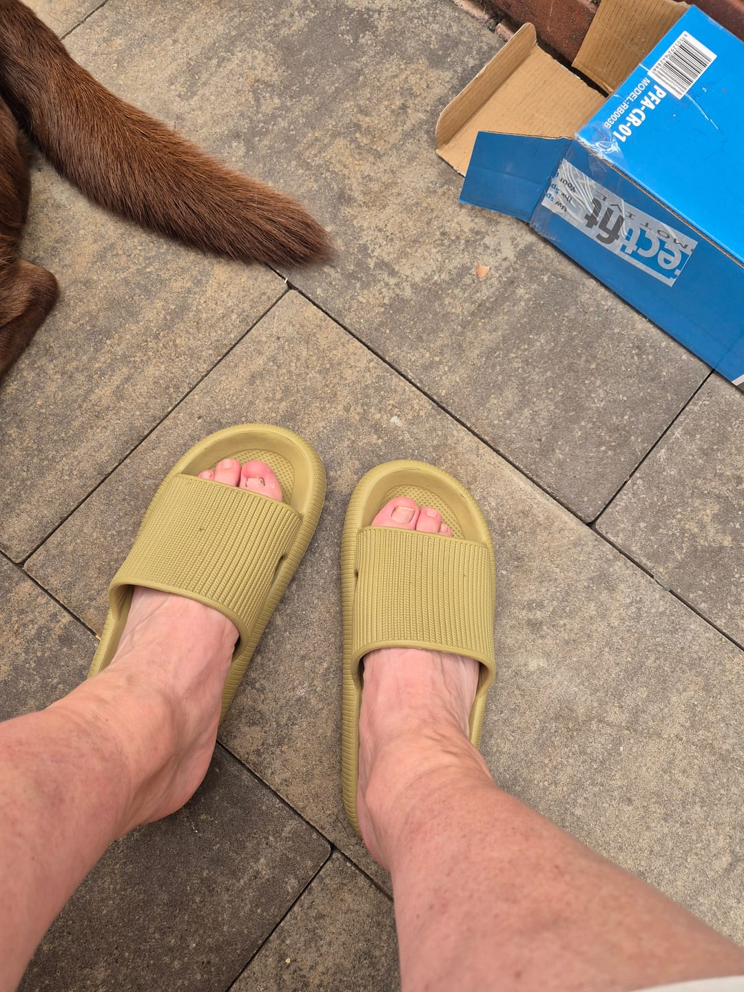 Customer photo review of HappyFlops Nordic Collection