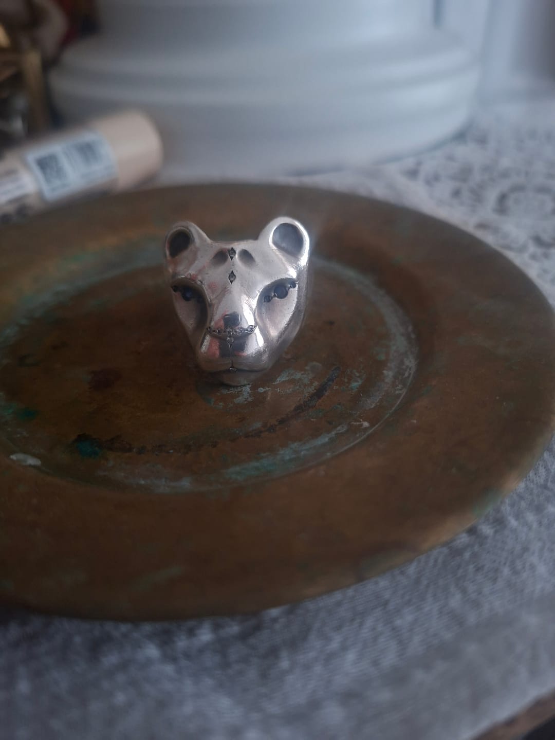 Customer photo review of Blue & White Lioness Ring