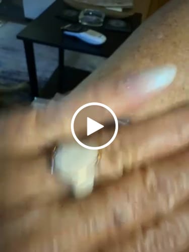 Customer video review of Oversized Pear Collection - Silicone Rings with Metal Frame - Patented Design