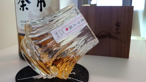 Customer photo review of Fuji - Handmade Japanese Whiskey Glass