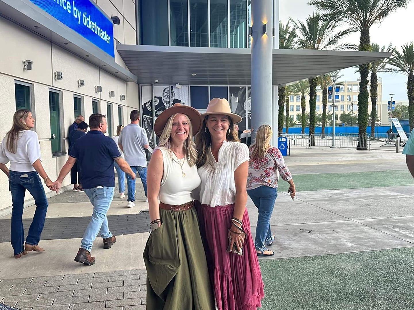 Customer photo review of Maxi Skirt Alaina Olive