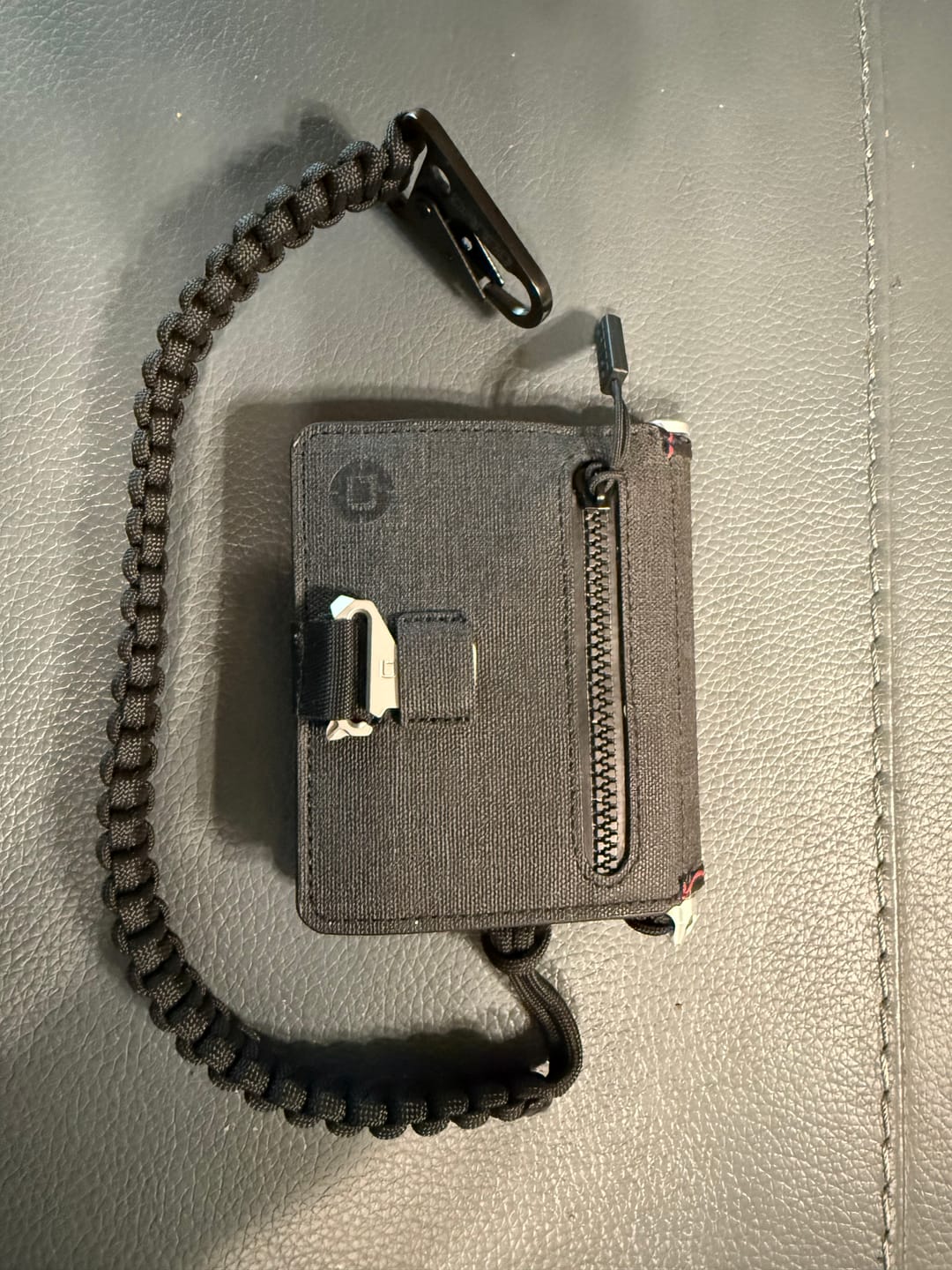 Customer photo review of P01 PIONEER™ TRAVEL WALLET