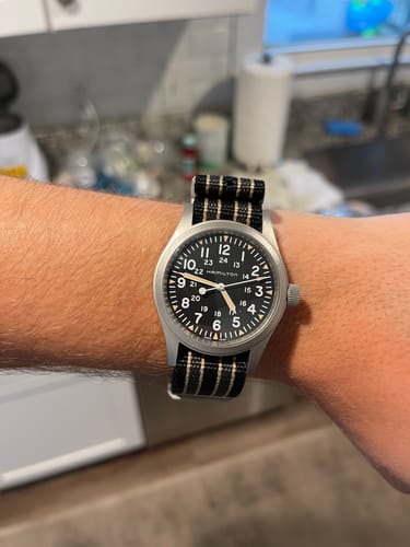 Customer photo review of 007 Bond Nylon Strap- Five Eye