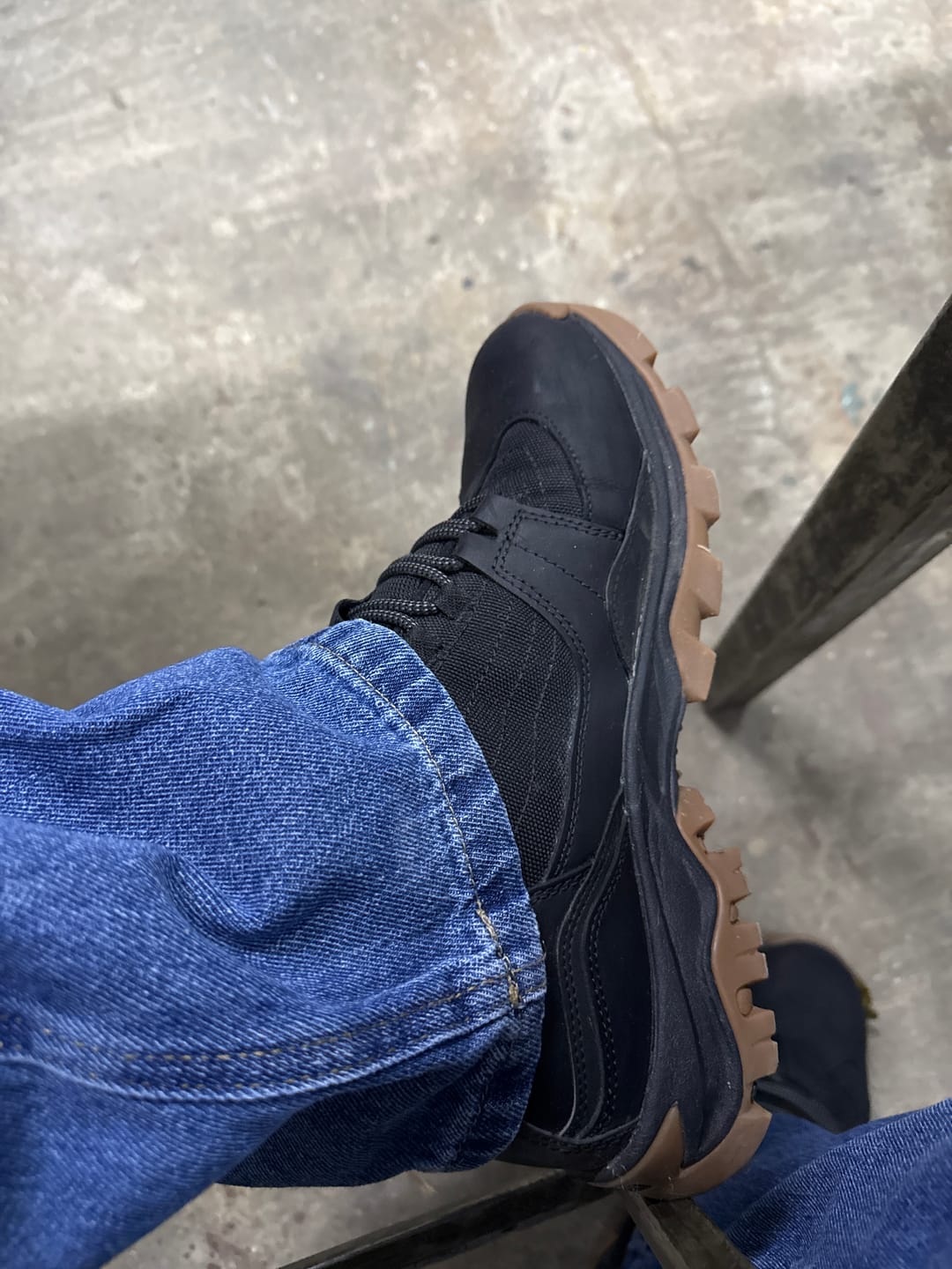 Customer photo review of Botas Timberland Mt. Maddsen Mid Lace Negro Marrón