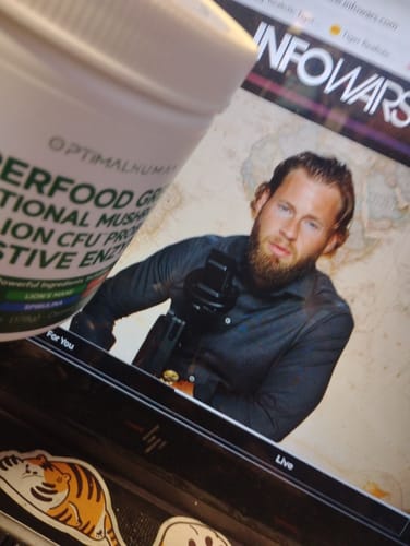 Customer photo review of Optimal Human - Superfood Greens (Refill)