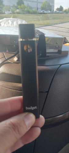 Customer photo review of 1 Gram HHC Vape Pen | Papaya Kush - Sativa