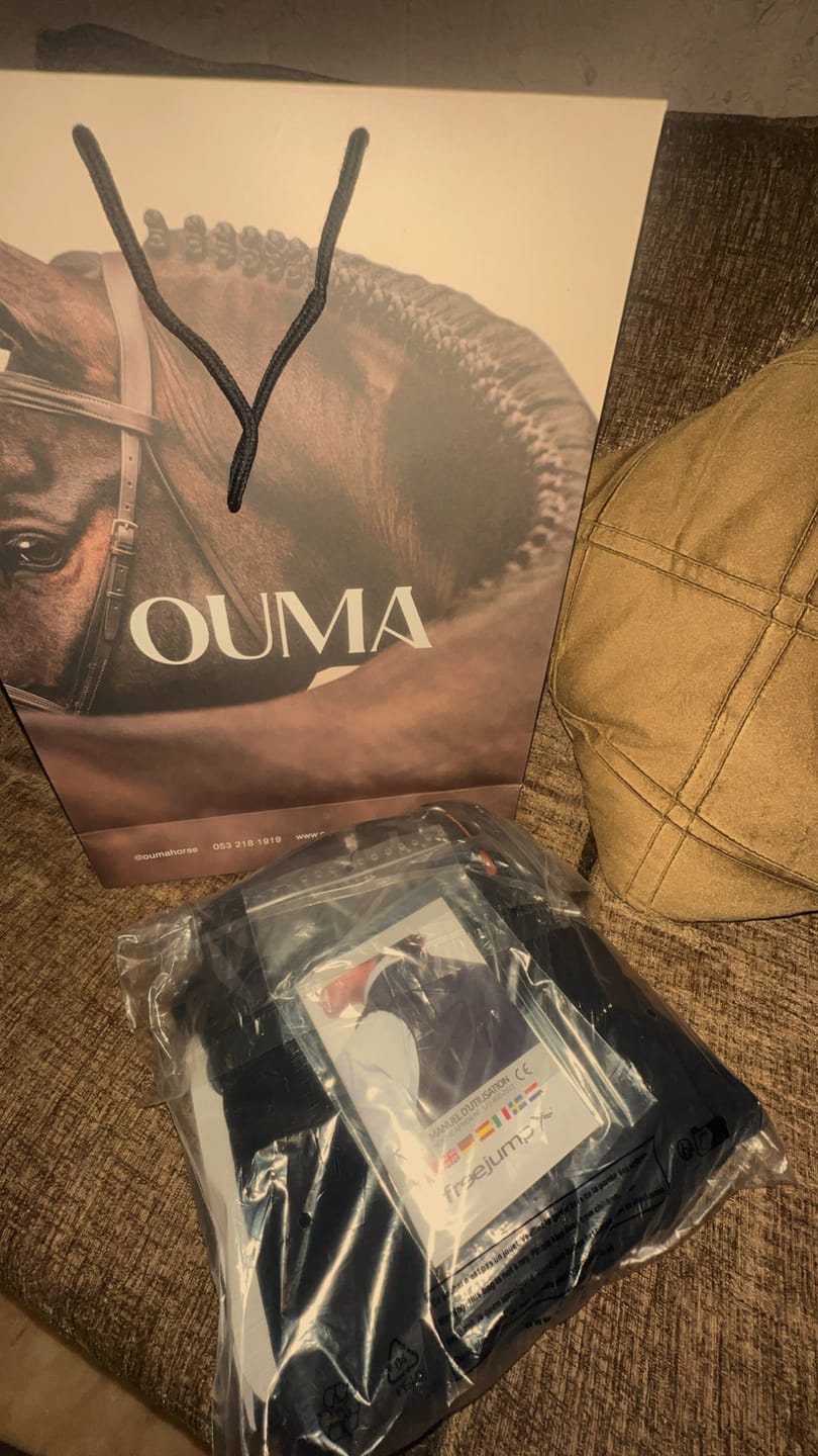 Customer photo review of Freejump airbag