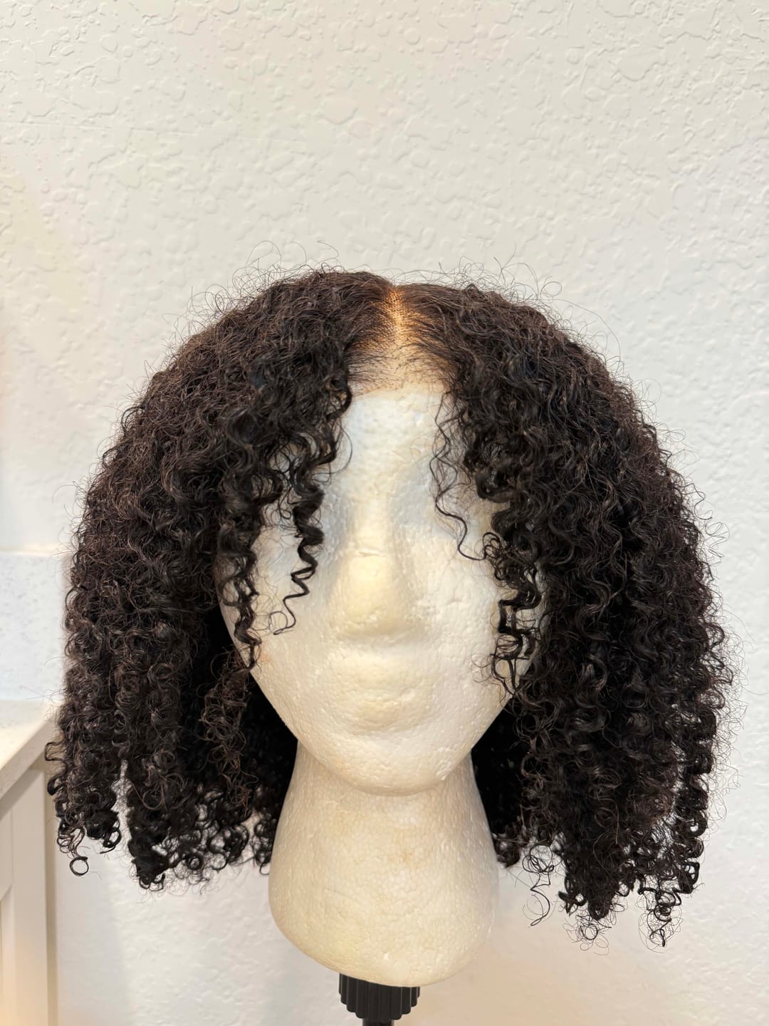 Customer photo review of Wavymy Afro Curly 7x5 HD Lace Closure Wig Pre-bleached Wear & Go Glueless Wigs Dome Cap 180% Density