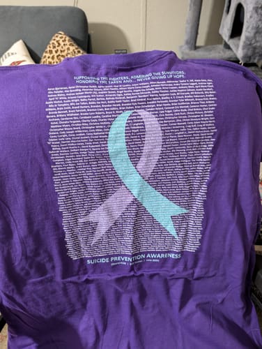 Customer photo review of Round 126 (Unisex Classic Tee | Gildan)