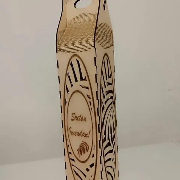 Customer photo review of Laser cut wine bottle gift box 6 bundle svg file