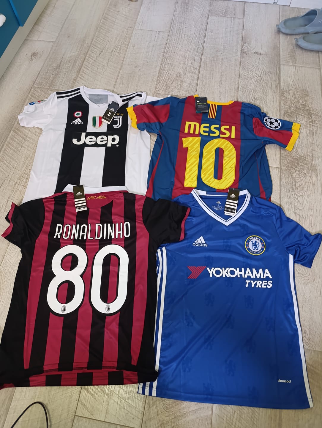 Customer photo review of Zinedine Zidane France 1998 World Cup Retro Football Jersey Maillot Trikot Soccer Shirt