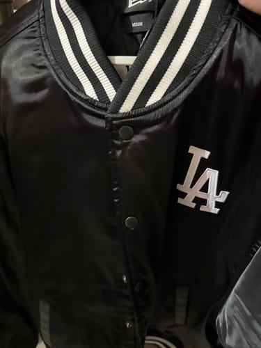Customer photo review of Los Angeles Dodgers Timeless Minimal Black Gray Light Padded Baseball Jacket