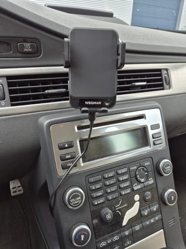 Customer photo review of WEGMAN™ Telefoonhouder Auto met 15W QI Draadloze Oplader - Autolader