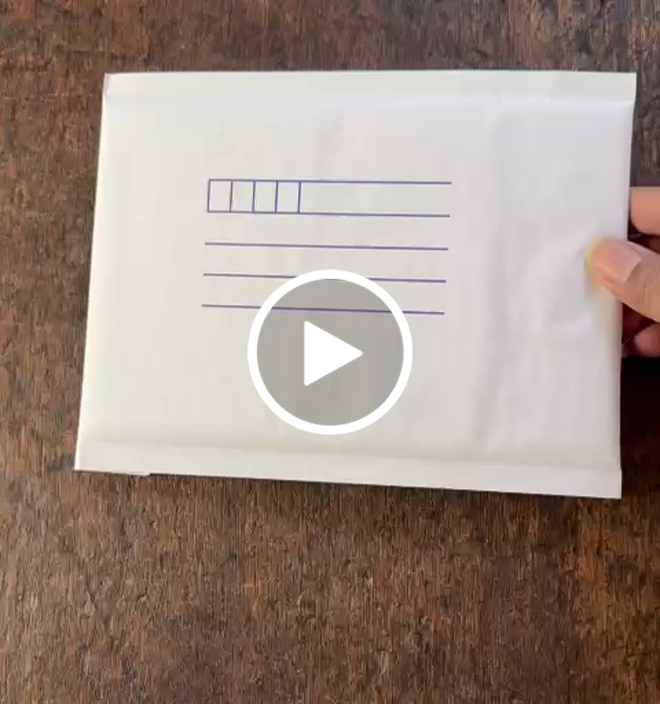 Customer video review of BubblePRO Bubble Mailer 01 160 x 230mm White with Address Lines