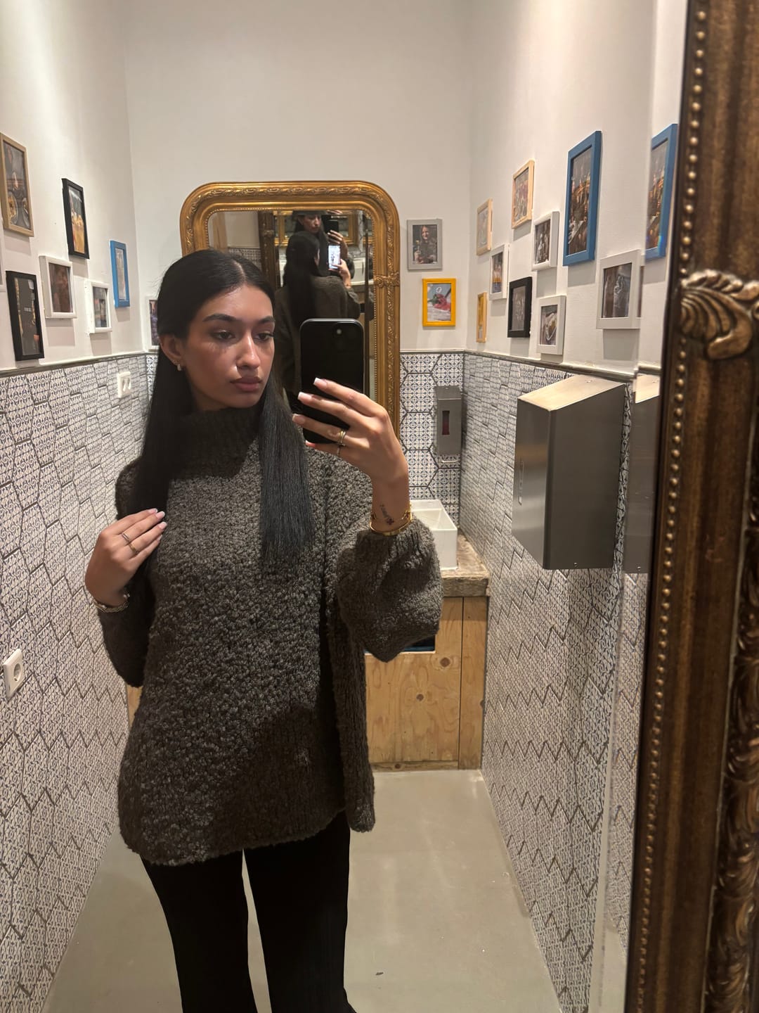 Customer photo review of Bouclé Oversize Pullover "CasualCozy"