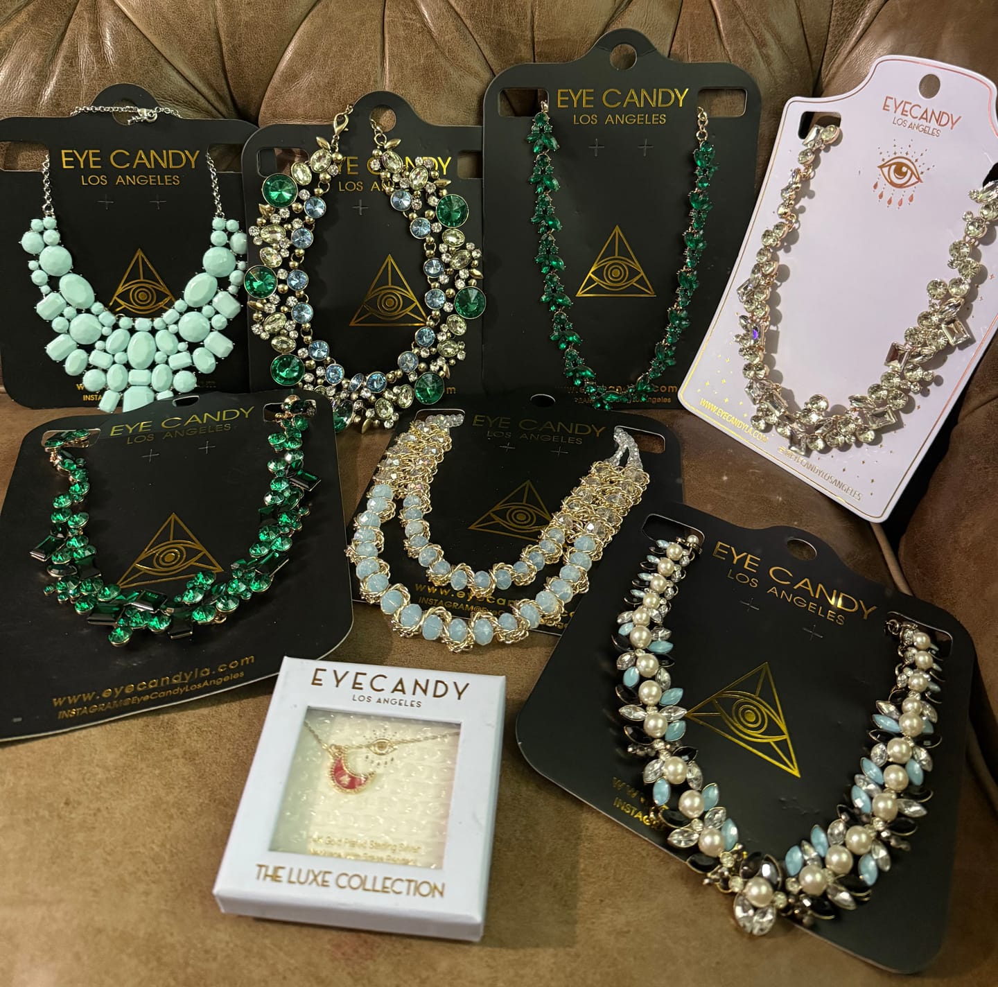 Customer photo review of 12 Item Statement Mystery Box