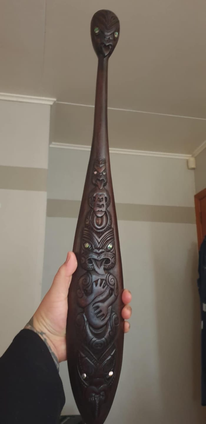 Customer photo review of Mahogany Maori Waka Hoe Paddle with Optional Stand